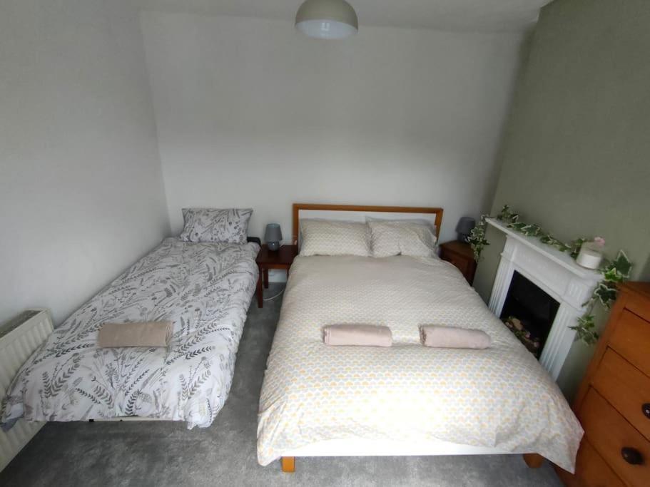 Perfect For Snowdon. Groups, Families+Dogs Welcome 兰贝里斯 外观 照片