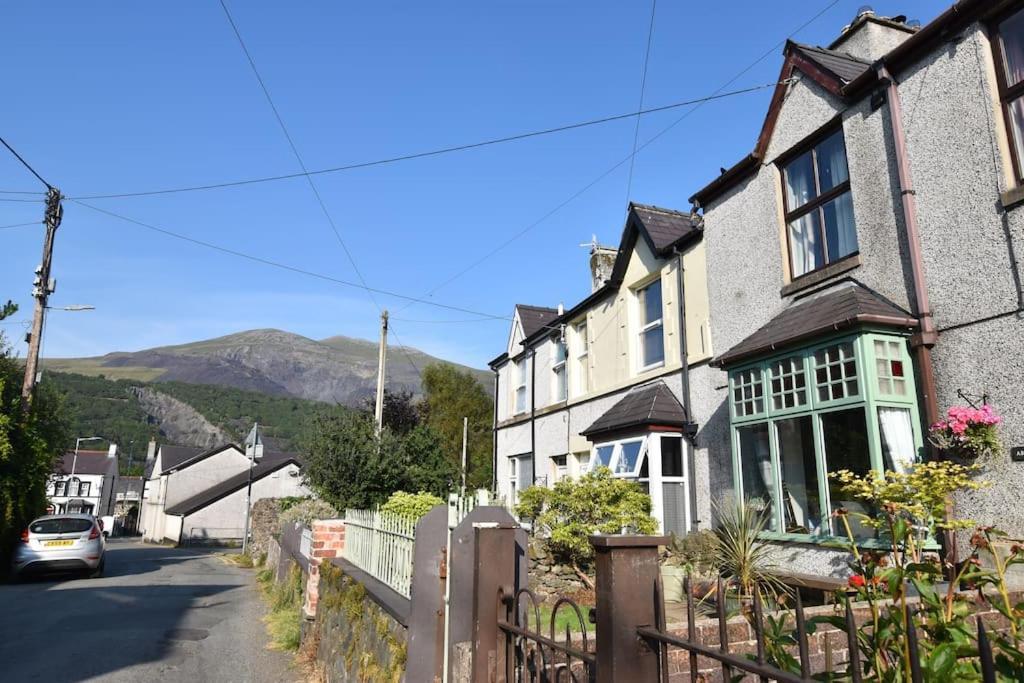 Perfect For Snowdon. Groups, Families+Dogs Welcome 兰贝里斯 外观 照片
