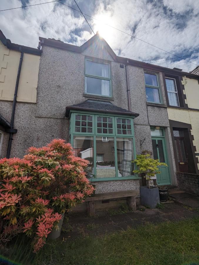 Perfect For Snowdon. Groups, Families+Dogs Welcome 兰贝里斯 外观 照片