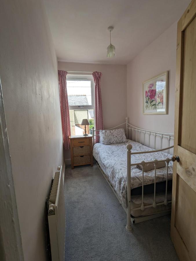 Perfect For Snowdon. Groups, Families+Dogs Welcome 兰贝里斯 外观 照片